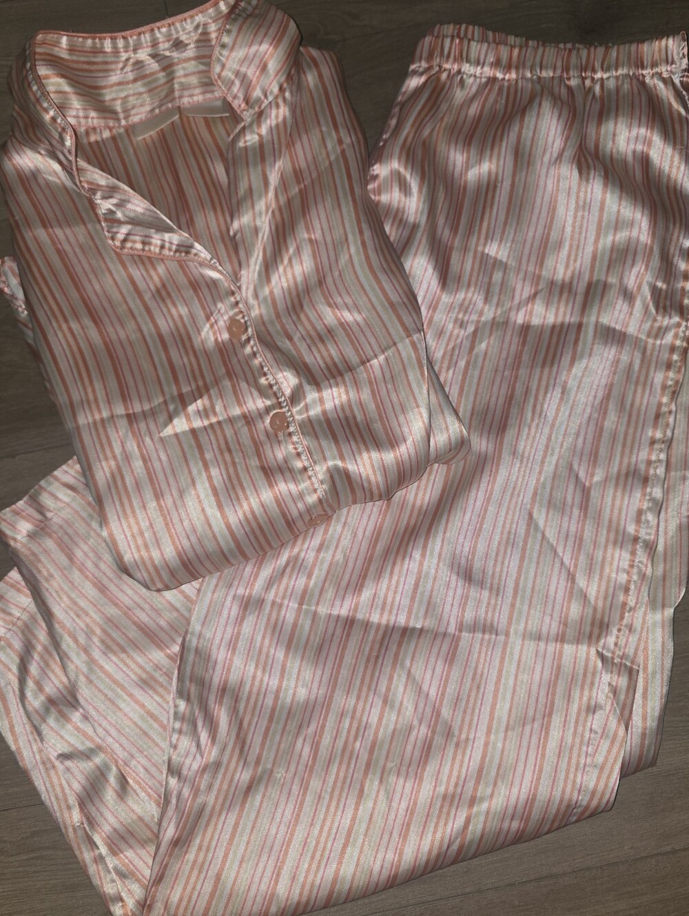 Secret treasures XL top and bottom Women's Striped Pajama Silky Sleep set